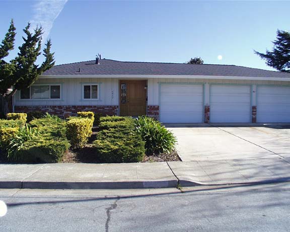 1411 & 1413 Village Court, Mountain View
