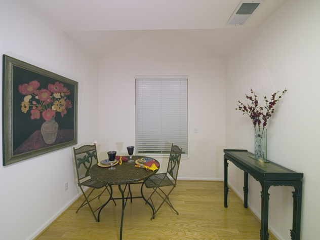 Eating  picture - 128 Pacchetti Way, Mountain View 94040