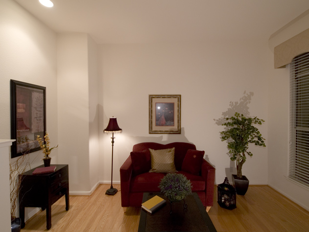 Living2  picture - 128 Pacchetti Way, Mountain View 94040