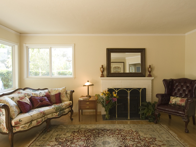 Living  picture - 789 East Meadow Dr, Palo Alto 94303