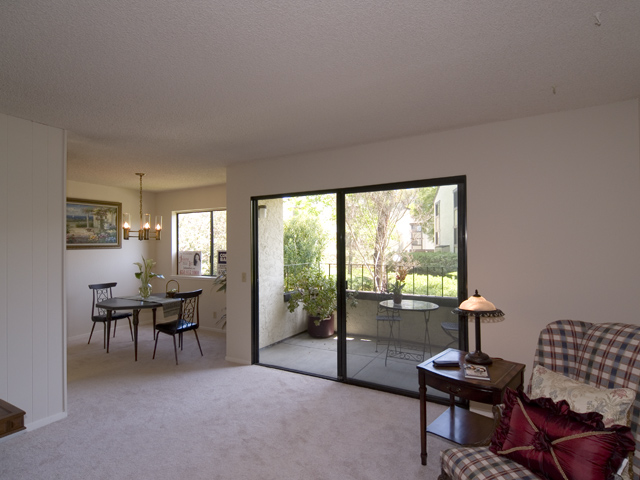 Living Dining  picture - 777 San Antonio Rd, Unit 105, Palo Alto 94303