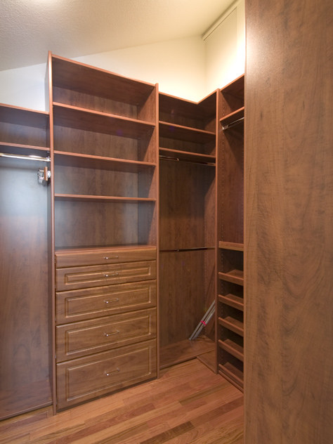 Master Closet  picture - 300 Sequoia Ave, Palo Alto 94306
