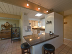 Kitchen Bar 