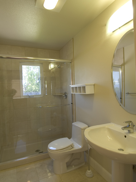 Bath Main Floor  picture - 186 Monroe Dr, Palo Alto 94306
