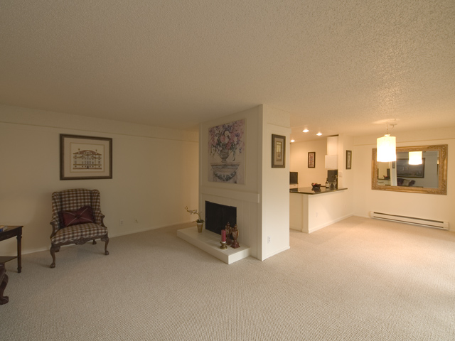 Living Dining  picture - 500 W Middlefield Rd, Unit 36, Mountain View 94043