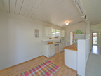 Eating Kitchen 