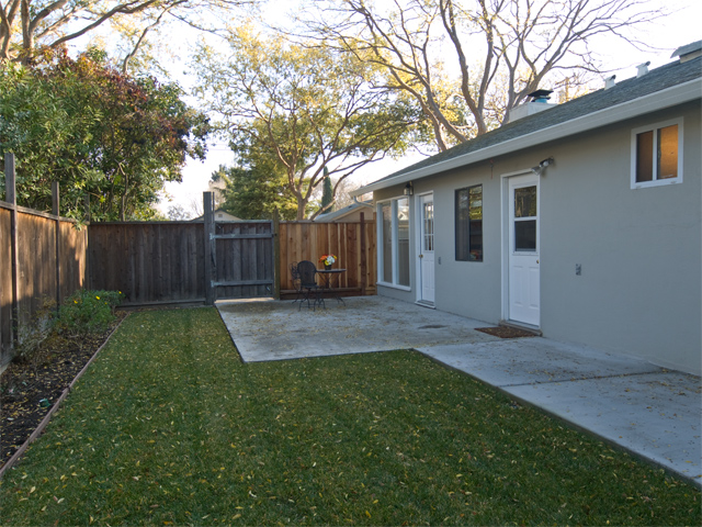 Backyard  picture - 891 Clara Dr, Palo Alto 94303