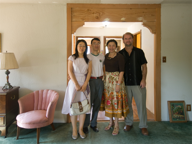 Hall Group  picture - 3070 Middlefield Rd, Palo Alto 94306