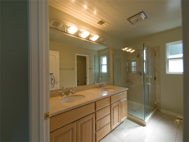 Mstr Bath (A) Picture - 1305 Miravalle Ave, Los Altos 94024 Mstr Bath (A) picture - 1305 Miravalle Ave, Los Altos 94024