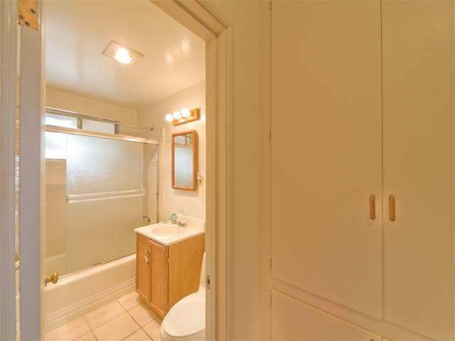 Bath picture - 2774 Randers Ct, Palo Alto 94303