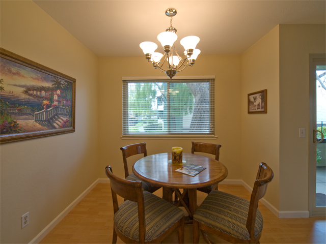 Dining picture - 777 San Antonio Rd, Unit 9, Palo Alto 94303