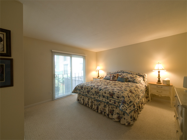 Master Bedroom  picture - 777 San Antonio Rd, Unit 9, Palo Alto 94303