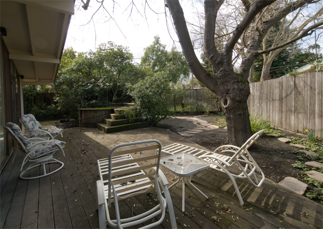 Side Patio  picture - 3084 Stelling Dr, Palo Alto 94303