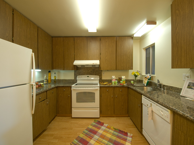 Kitchen  picture - 2450 W Bayshore Rd 2, Palo Alto 94303