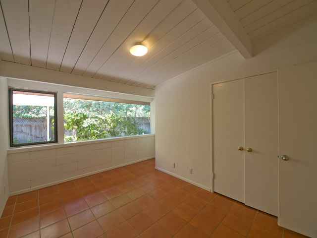 Bedroom1 picture - 215 Whitclem Dr, Palo Alto 94306