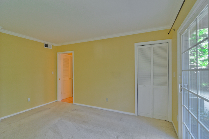 Bedroom 1 picture - 619 Alger Dr, Palo Alto 94306
