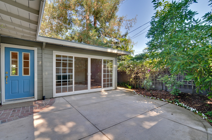 Front picture - 619 Alger Dr, Palo Alto 94306