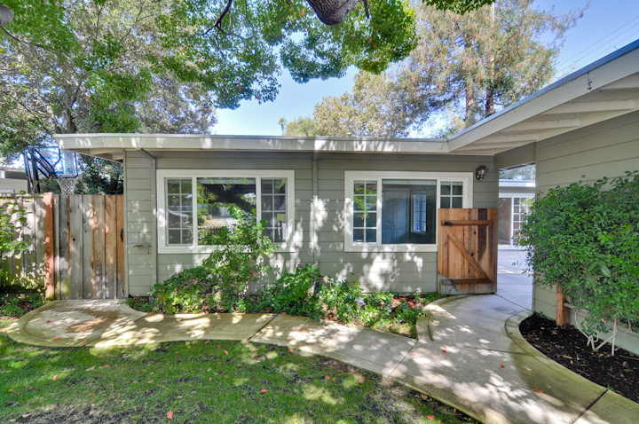 Front picture - 619 Alger Dr, Palo Alto 94306