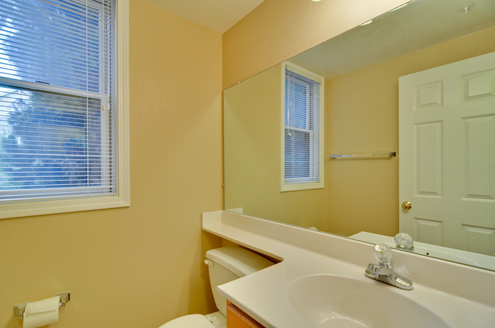 Bathroom 2 (A) Picture - 338 Bryant St, Mountain View 94041 Bathroom 2 (A) picture - 338 Bryant St, Mountain View 94041