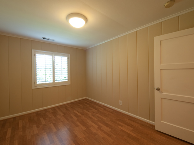 Bedroom 3 picture - 712 Coastland Dr, Palo Alto 94303