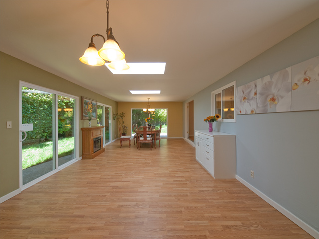 Family Dining picture - 4257 Los Palos Ave, Palo Alto 94306