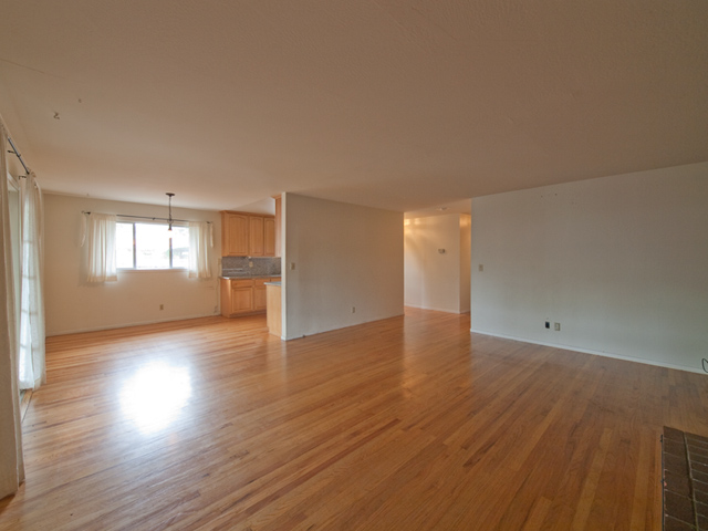 Living Room picture - 641 Marion Ave, Palo Alto 94301
