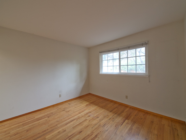 Master Bedroom picture - 641 Marion Ave, Palo Alto 94301