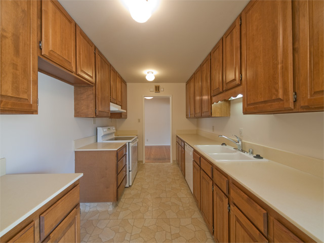 Kitchen picture - 3080 Middlefield Rd, Palo Alto 94306
