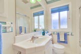 300 Monroe Dr, Mountain View 94040 - Bathroom (A)