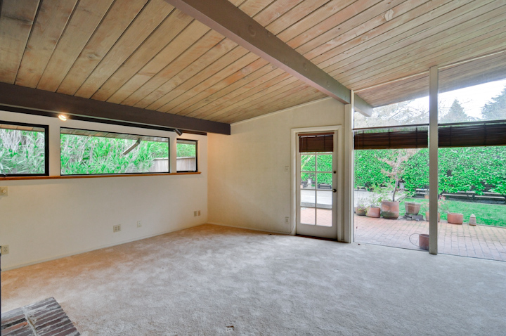 Living Room picture - 281 Carolina Ln, Palo Alto 94306
