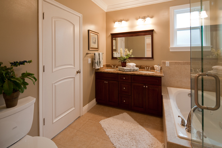 Master Bath picture - 3416 Cowper St, Palo Alto 94306
