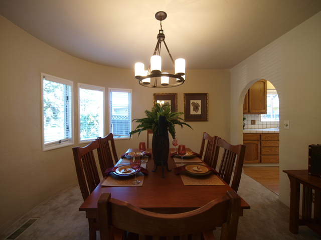 Dining Room (A) Picture - 1540 Escobita Ave, Palo Alto 94306 Dining Room (A) picture - 1540 Escobita Ave, Palo Alto 94306