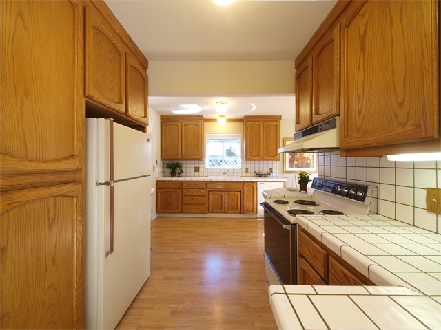 Kitchen (E) Picture - 1540 Escobita Ave, Palo Alto 94306 Kitchen (E) picture - 1540 Escobita Ave, Palo Alto 94306