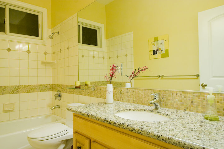 Bathroom 3 Picture - 419 Leland Ave, Palo Alto 94306 Bathroom 3 picture - 419 Leland Ave, Palo Alto 94306