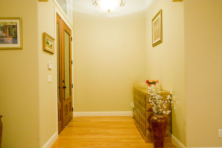 Entryway Picture - 419 Leland Ave, Palo Alto 94306 Entryway picture - 419 Leland Ave, Palo Alto 94306