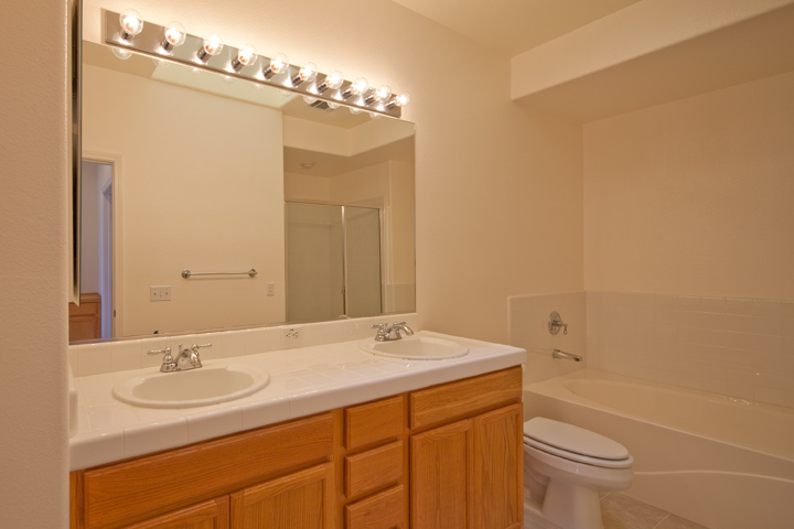 Master Bath 1 (A) Picture - 150 Montelena Ct, Mountain View 94040 Master Bath 1 (A) picture - 150 Montelena Ct, Mountain View 94040
