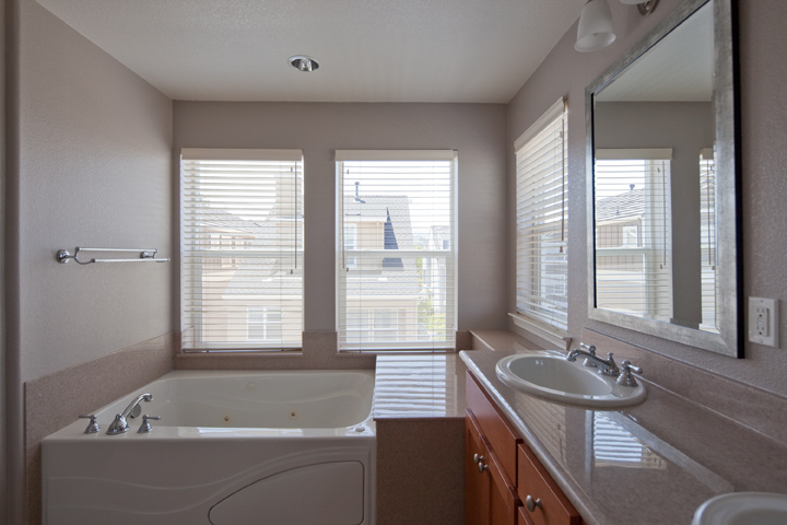Master Bath (B) Picture - 11525 Murano Cir, Cupertino 95014 Master Bath (B) picture - 11525 Murano Cir, Cupertino 95014