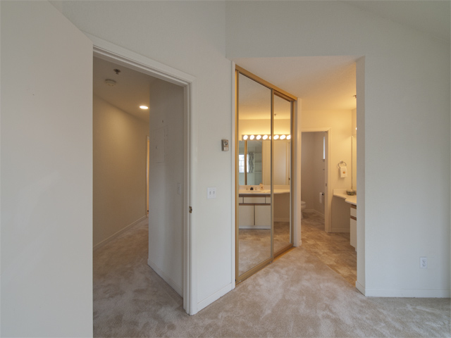 Master Bedroom Bathroom (A) picture - 10201 Nile Dr, Cupertino 95014