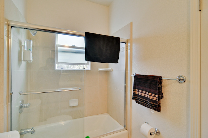 Bathroom 2 (C) picture - 4930 Paseo Tranquillo, San Jose 95118