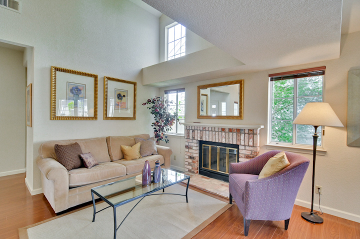 Living Room (B) picture - 317 Starfish Ln, Redwood Shores 94065