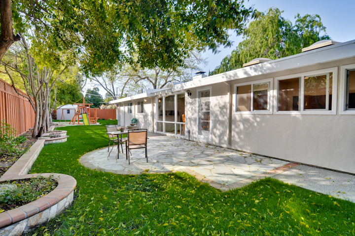 Back Yard picture - 3084 Stelling Dr, Palo Alto 94303
