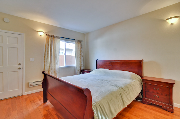 Second Master Suite picture - 3084 Stelling Dr, Palo Alto 94303