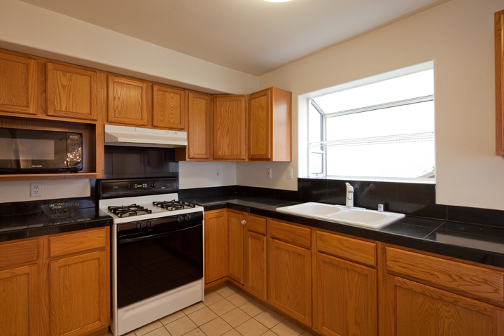 Kitchen (B) Picture - 3557 Sunnydays Ln, Santa Clara 95051 Kitchen (B) picture - 3557 Sunnydays Ln, Santa Clara 95051