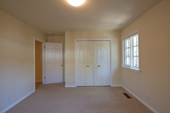 Downstairs Bed 1 (C) picture - 265 Tennyson Ave, Palo Alto 94301