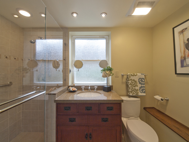 Bath 2 (A) picture - 4023 Bayview Ave, San Mateo 94403