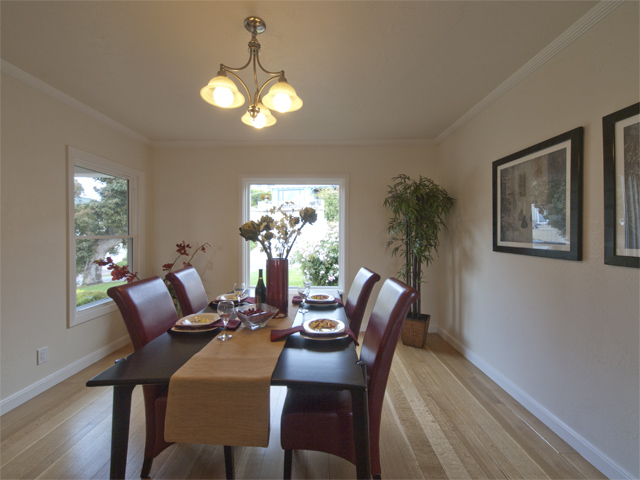 Dining Room (B) picture - 4023 Bayview Ave, San Mateo 94403