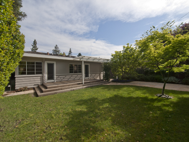 Backyard picture - 1784 Channing Ave, Palo Alto 94303