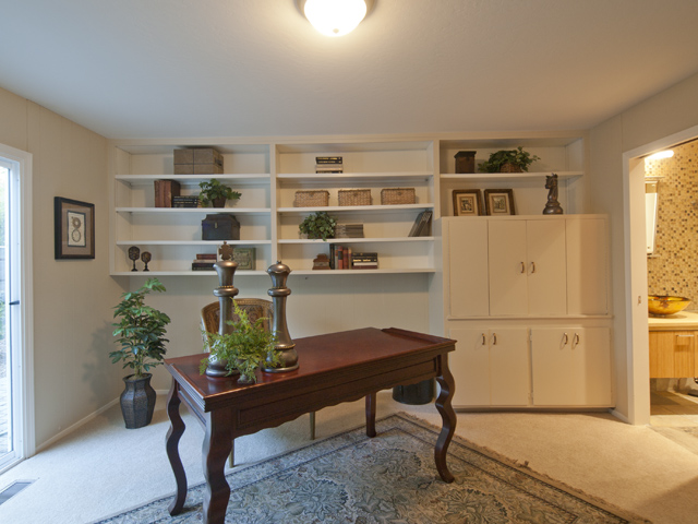 Office picture - 709 Charleston Ct, Palo Alto 94303