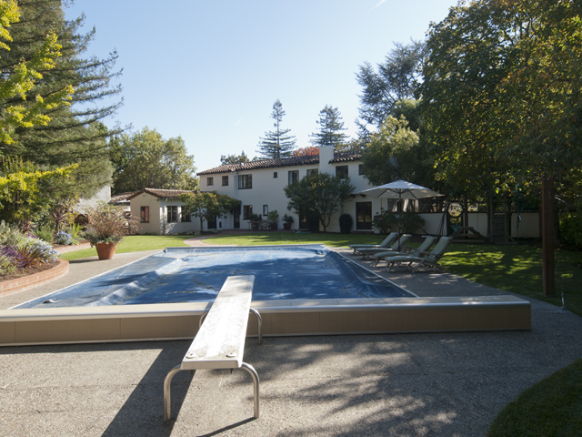 Backyard (B) picture - 75 Crescent Dr, Palo Alto 94301