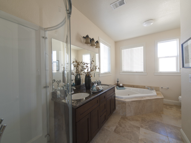 Master Bath (A) picture - 1157 Garfield Ave, San Jose 95125
